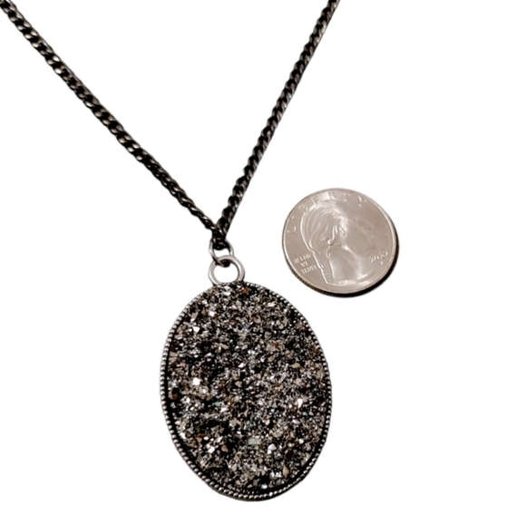 Long Geode Pendant Unbranded Black Metallic Chain Statement Necklace - Picture 6 of 8